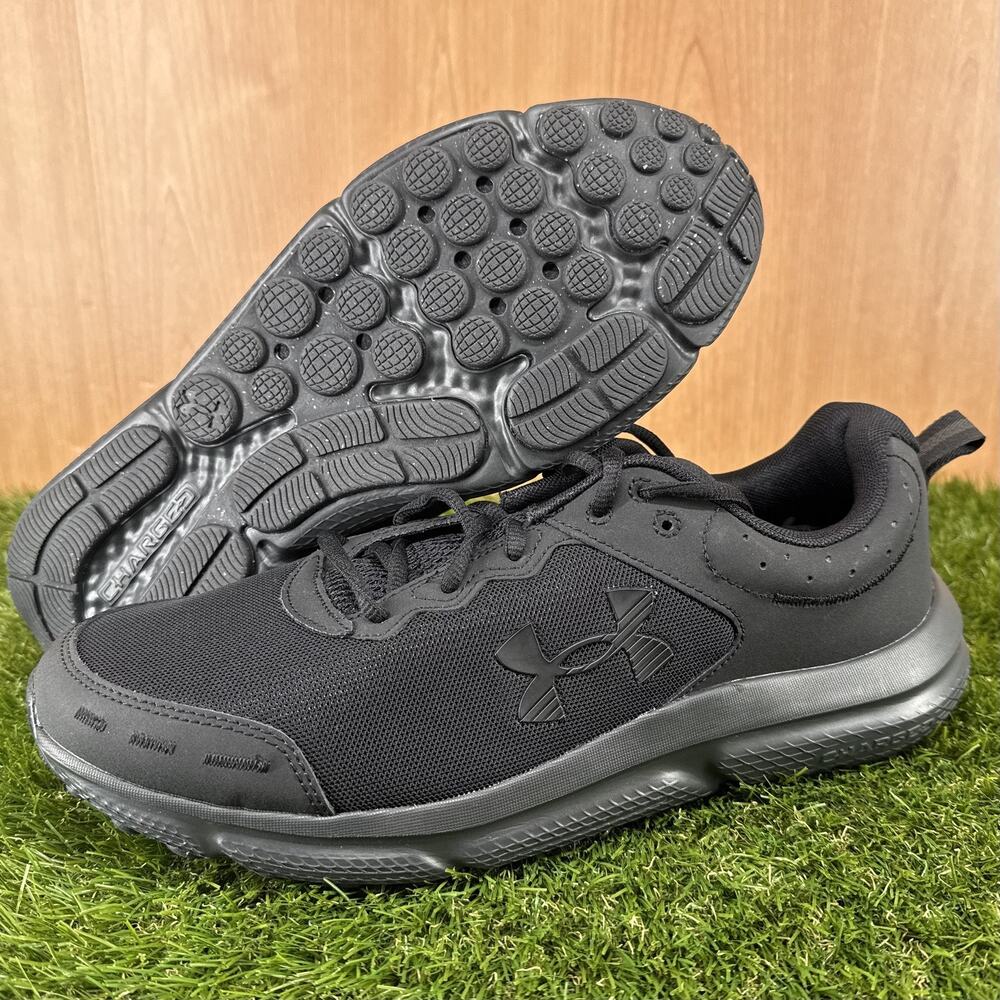 Under Armour Charged Assert 10 Triple Black Running Shoes 3026175-004 Size 12